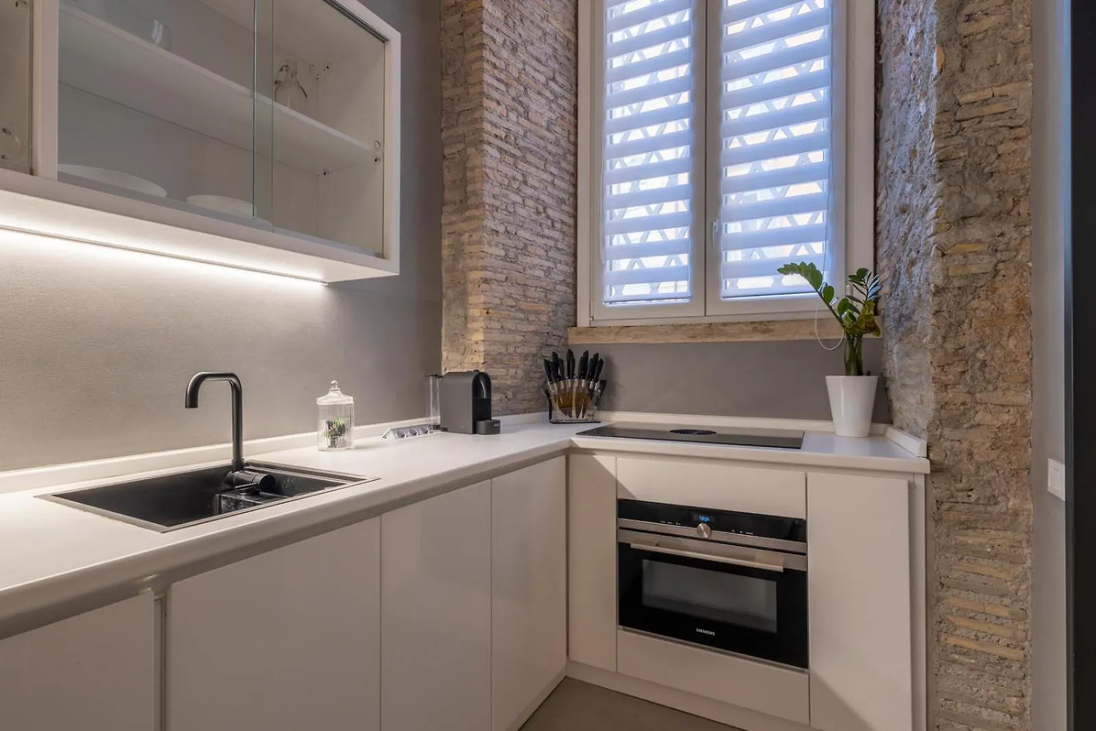 Apartment Spagna Suite Luxury Home - Trevi Fountain Rome Italy